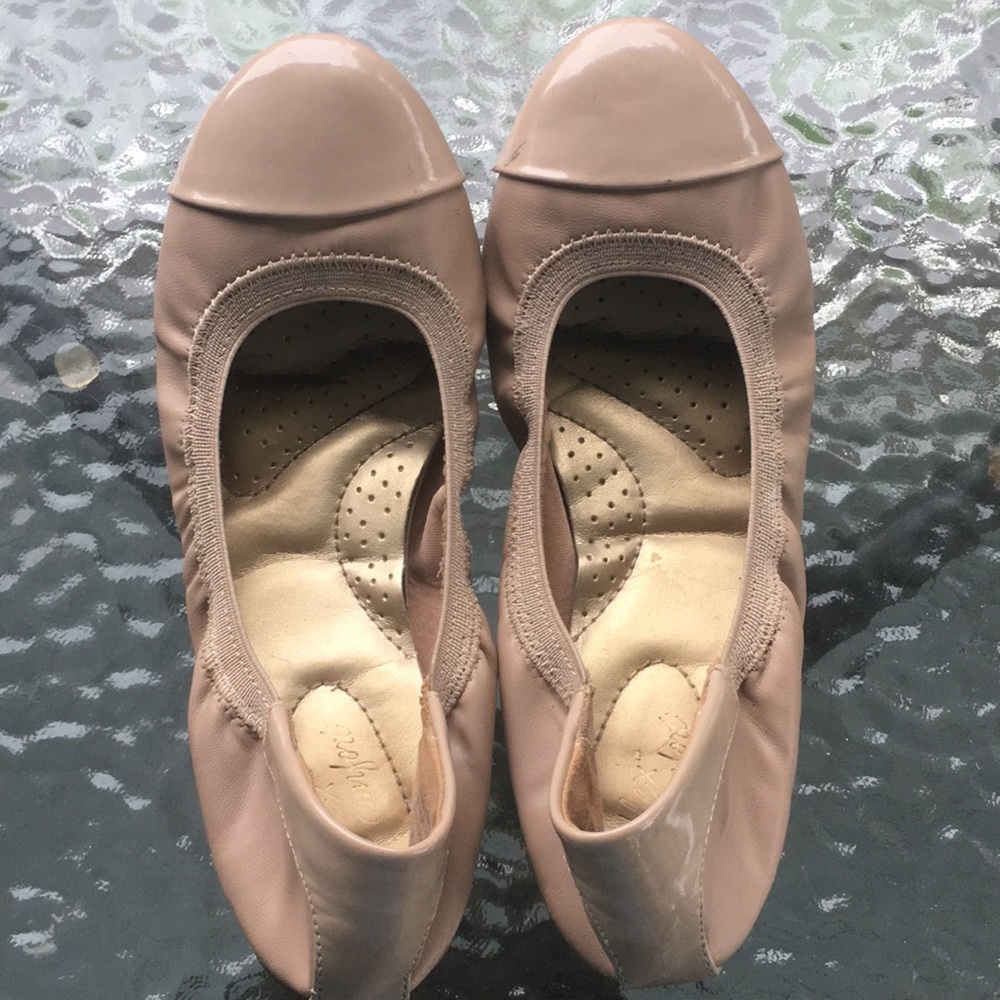 ❤️Nude scrunch ballet flat❤️